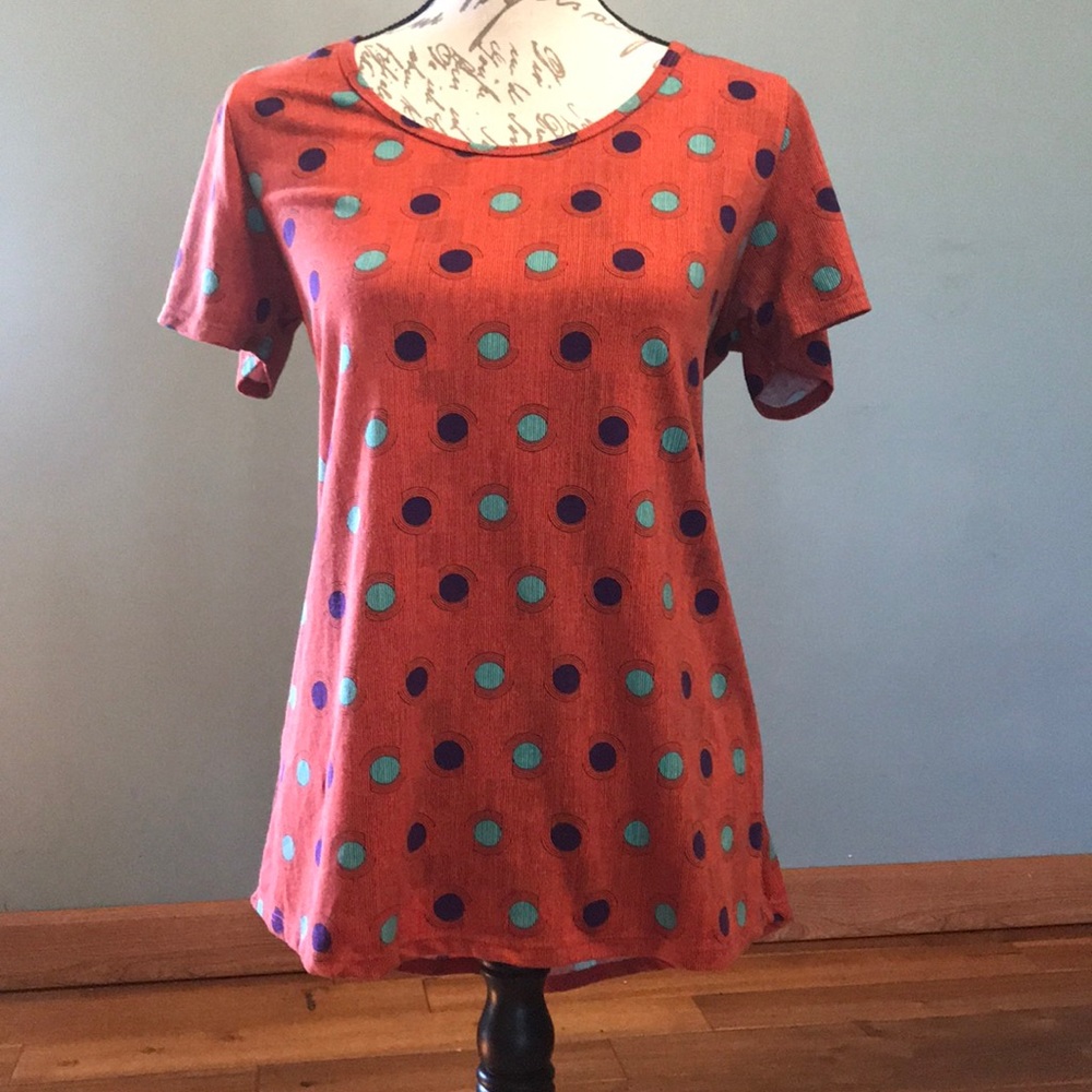 MAKE OFFER LulaRoe High/Low top